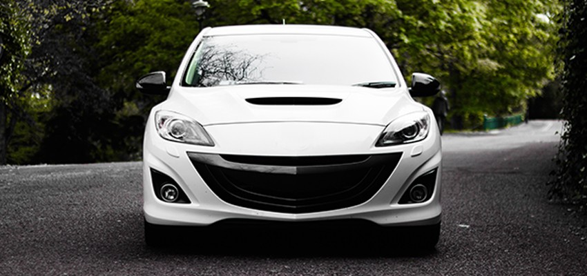 Front-View-Of-White-Car Front-View-Of-White-Car
