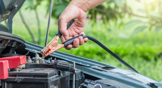 Attaching-Jumper-Cable-To-Battery
