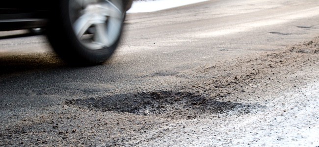Car-Dodging-Pothole